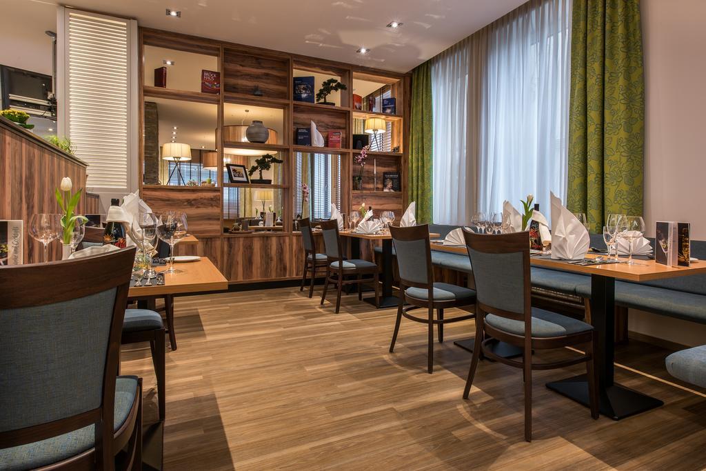 阿克真特科勒酒店 Gießen 外观 照片